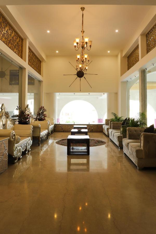 Regenta Central Mewargarh, Near Biological Park Udaipur Ngoại thất bức ảnh