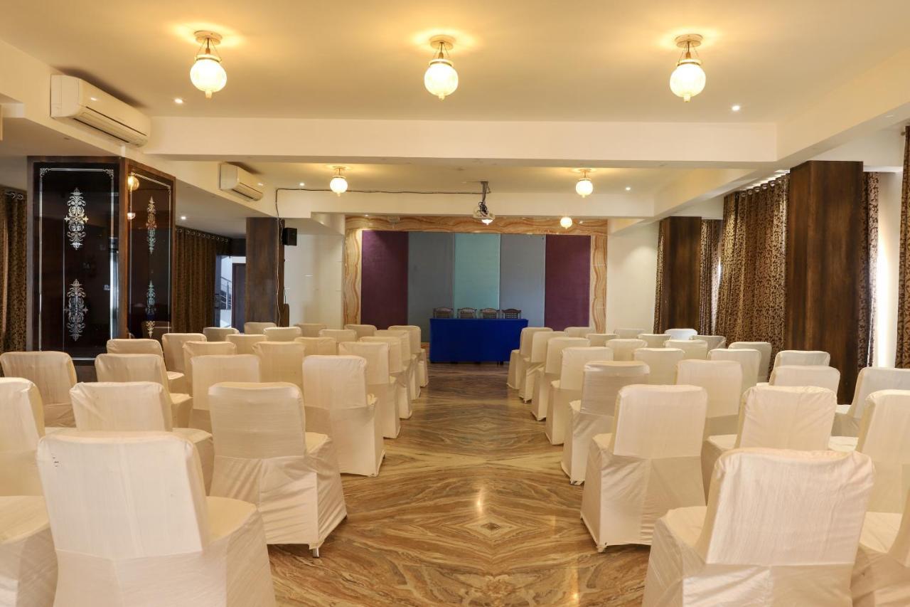 Regenta Central Mewargarh, Near Biological Park Udaipur Ngoại thất bức ảnh